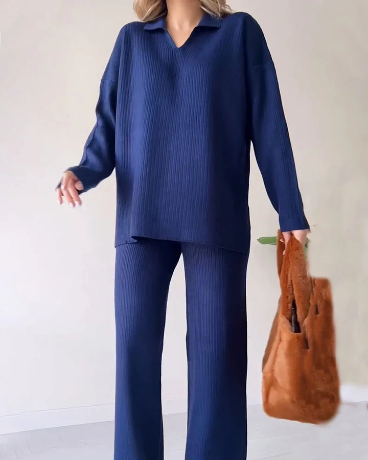 סט חליפה 2 חלקים חורפי בעיצוב קזואל - V neck